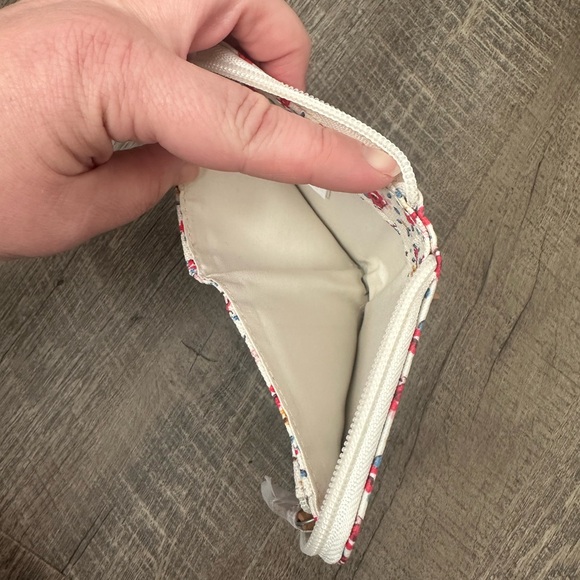 NWOT Cath Kidston x Peanuts Floral Zip Wallet - Picture 6 of 7